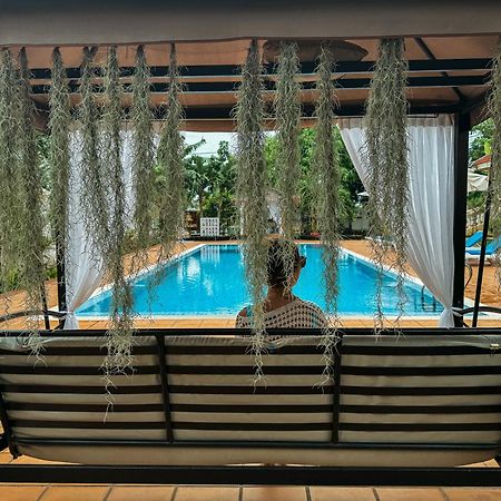 Riviera Hotel&Resort Kep Kültér fotó